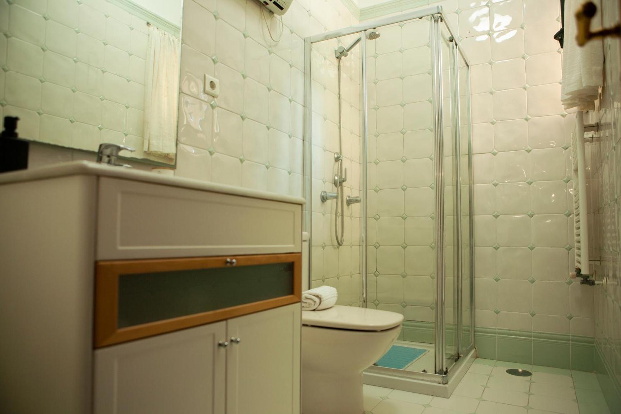 Porto Concept Home - University Residence & Guesthouse - Polo II Areosa Bagian luar foto