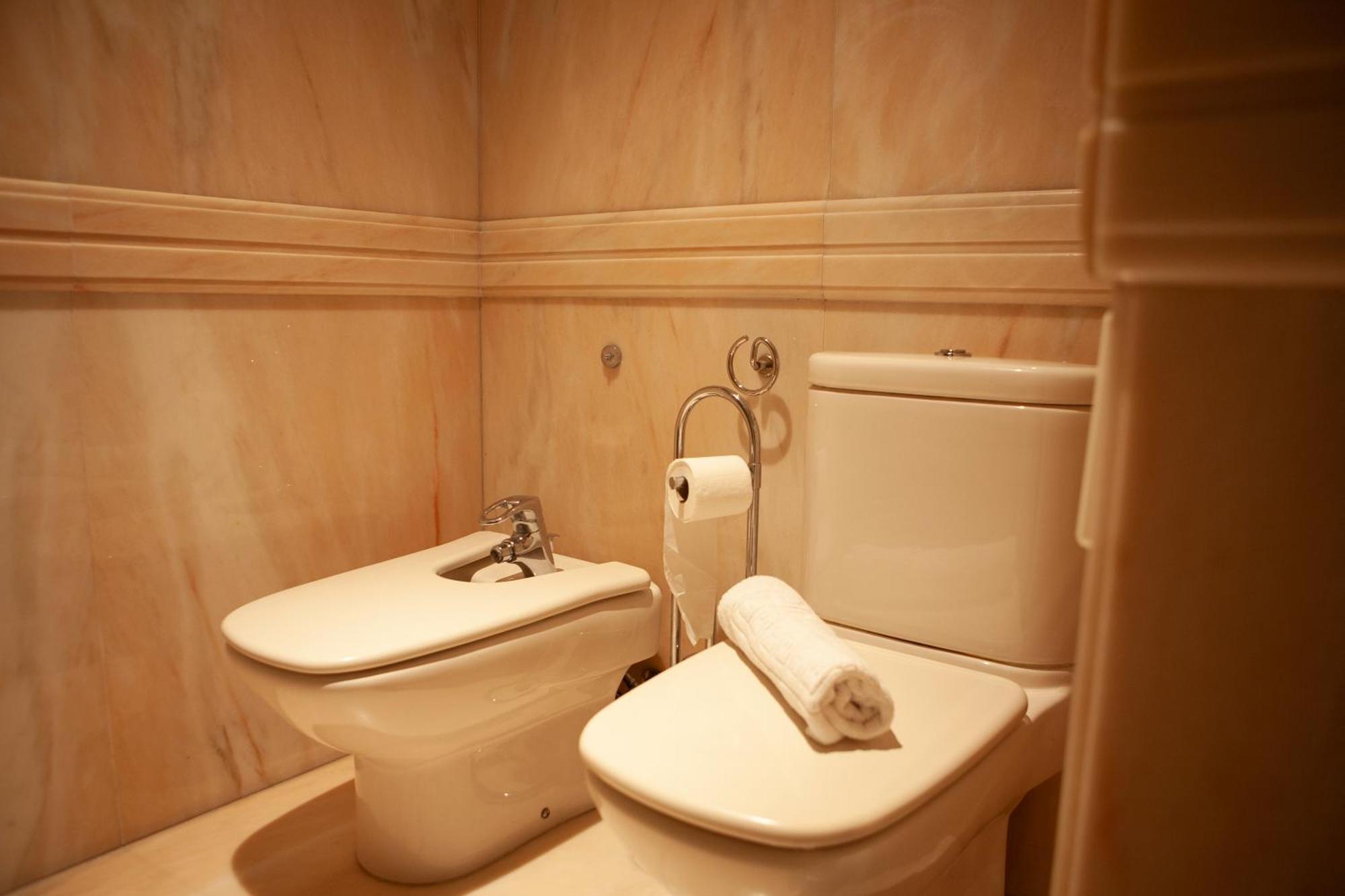 Porto Concept Home - University Residence & Guesthouse - Polo II Areosa Bagian luar foto